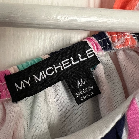 Girls Jumper NWT - Picture 3 of 3